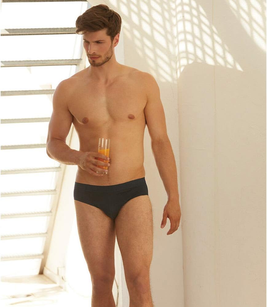 Fruit of the Loom Men's Classic Sport Briefs 2-Pack White R53225