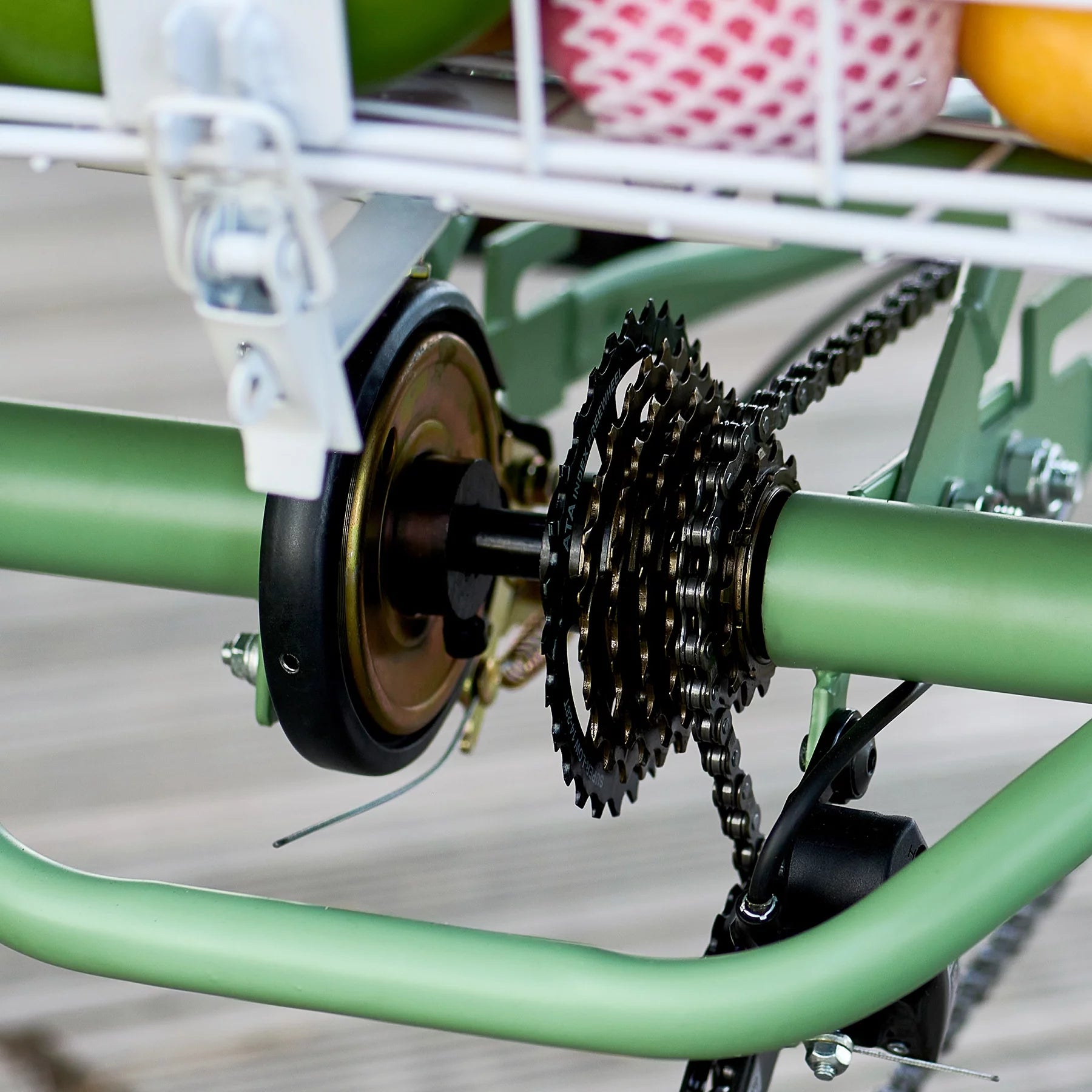 VIRIBUS Adult Tricycle 26 Inch 7 Gears with Front Rear Basket O4659