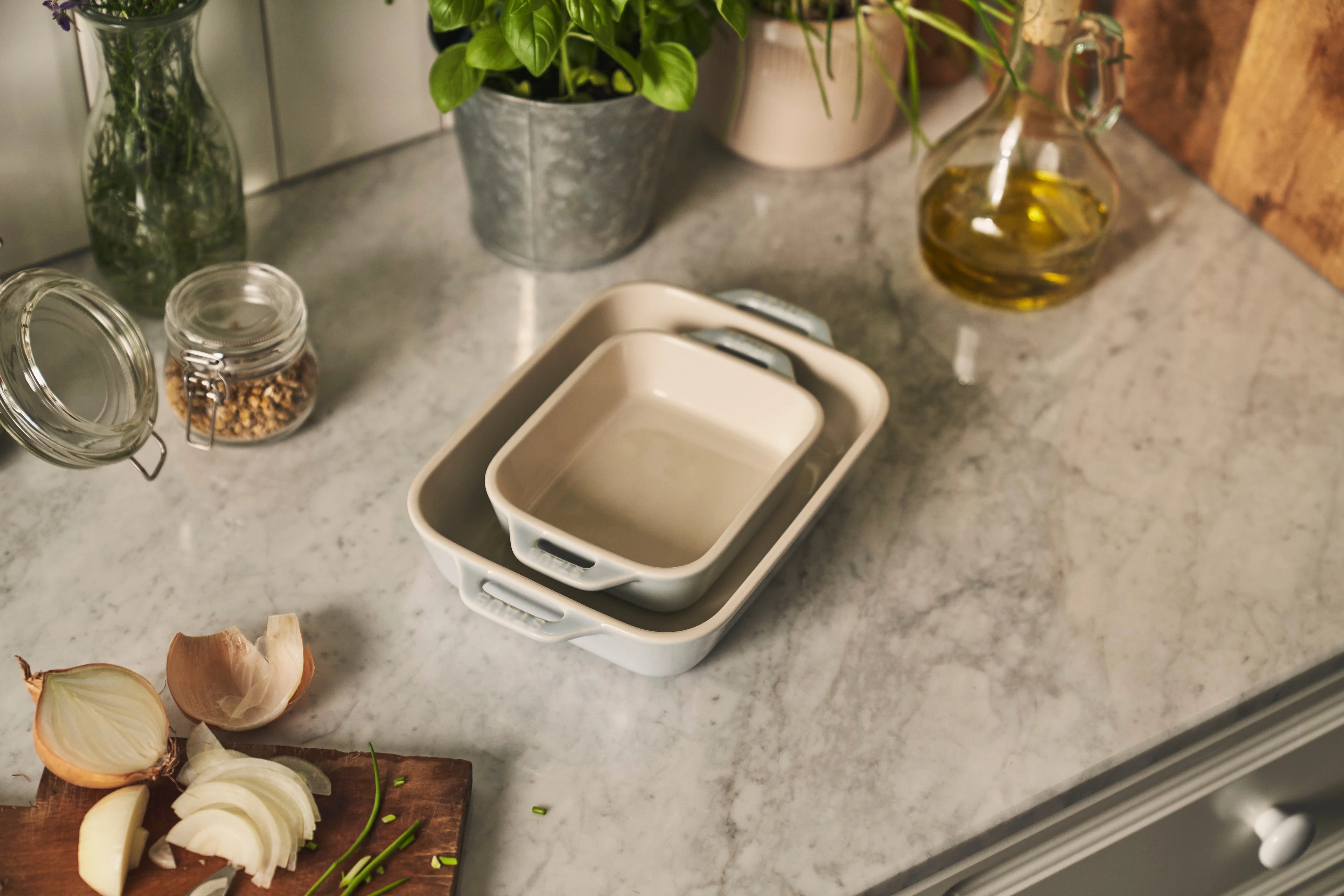 Staub Ceramic 2-pc Rectangular Baking Dish Set, Pastel Blue T752