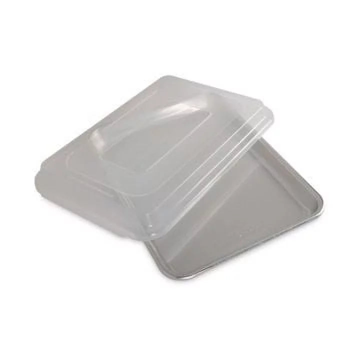 Nordic Ware Naturals Aluminum Baker's Quarter Sheet with Lid, BPA-free Plastic Cover R621884
