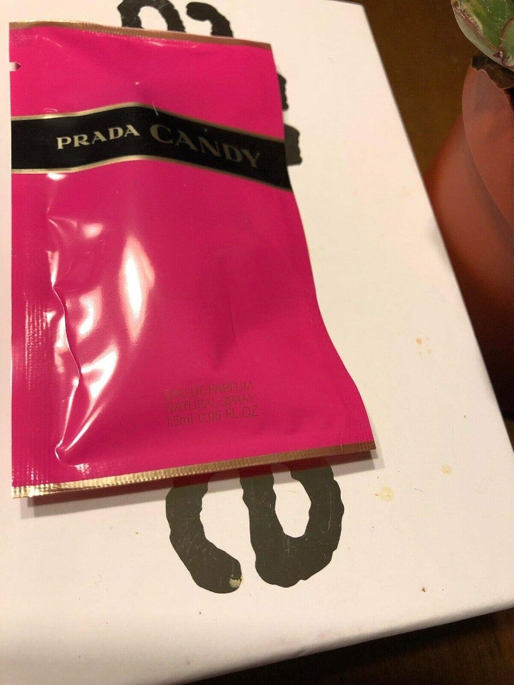 PRADA CANDY by Prada EDP Women's Perfume Spray Sample 1.5ml J6310