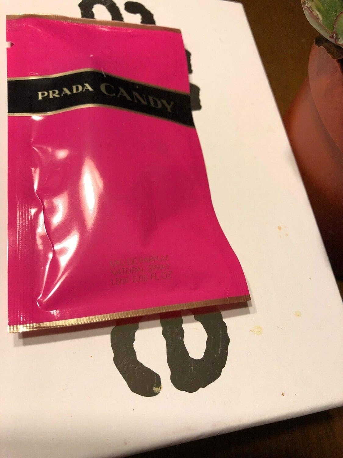PRADA CANDY by Prada EDP Women's Perfume Spray Sample 1.5ml J6310