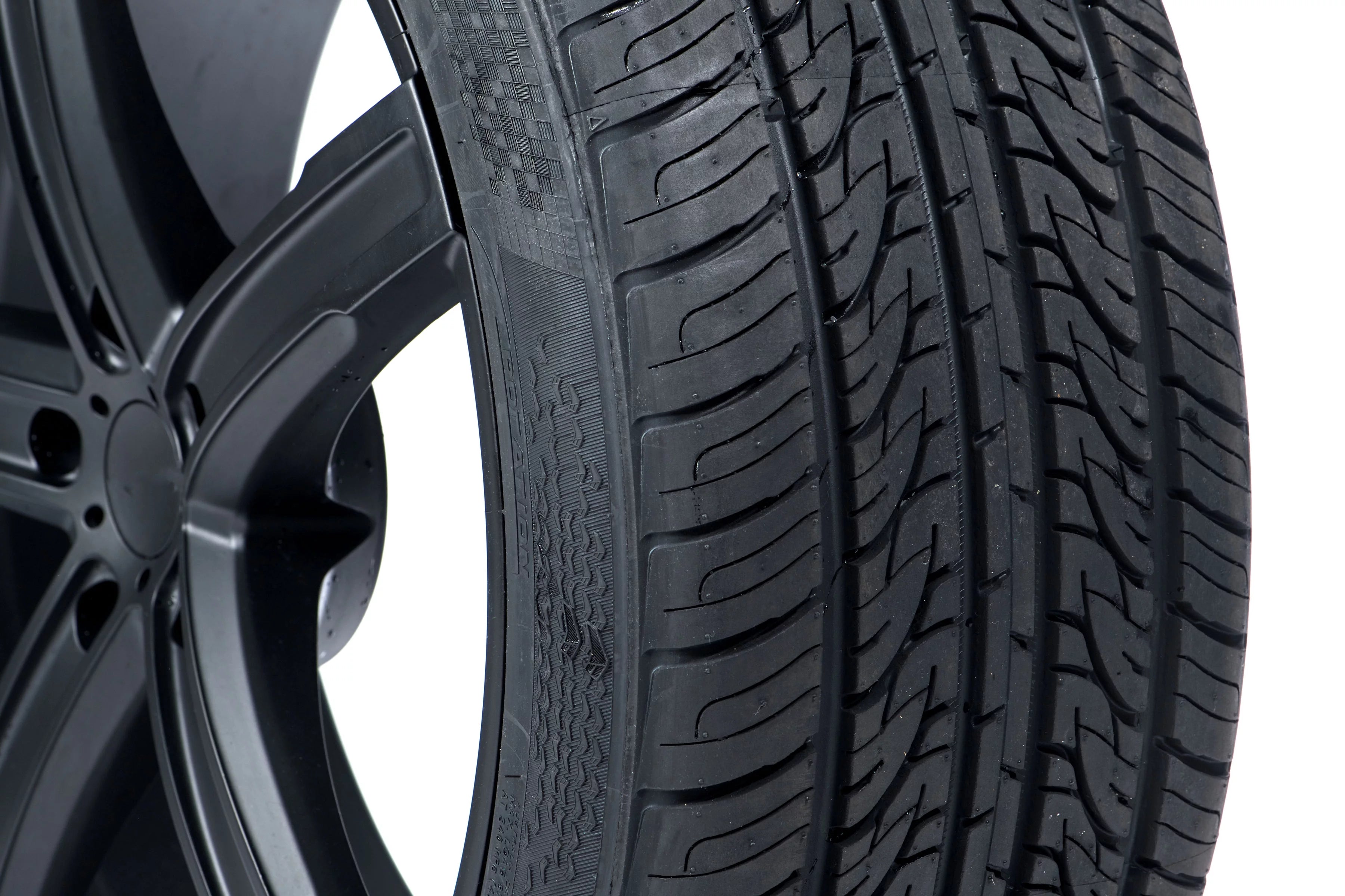 Vercelli Strada II All Season 245/40ZR18 97W XL Tire V410