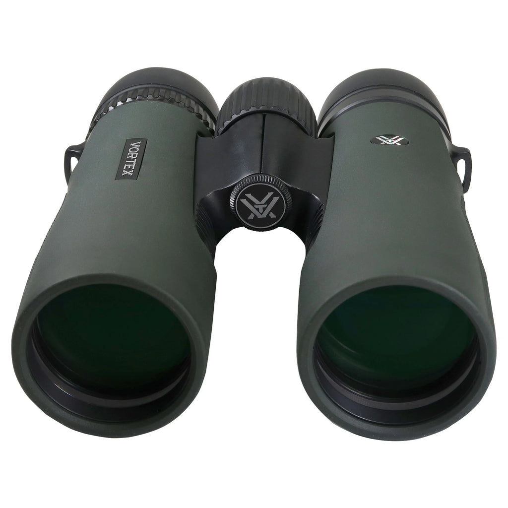 Vortex Diamondback HD 8x42 Binoculars with Vivitar Cleaning Kit Y3165