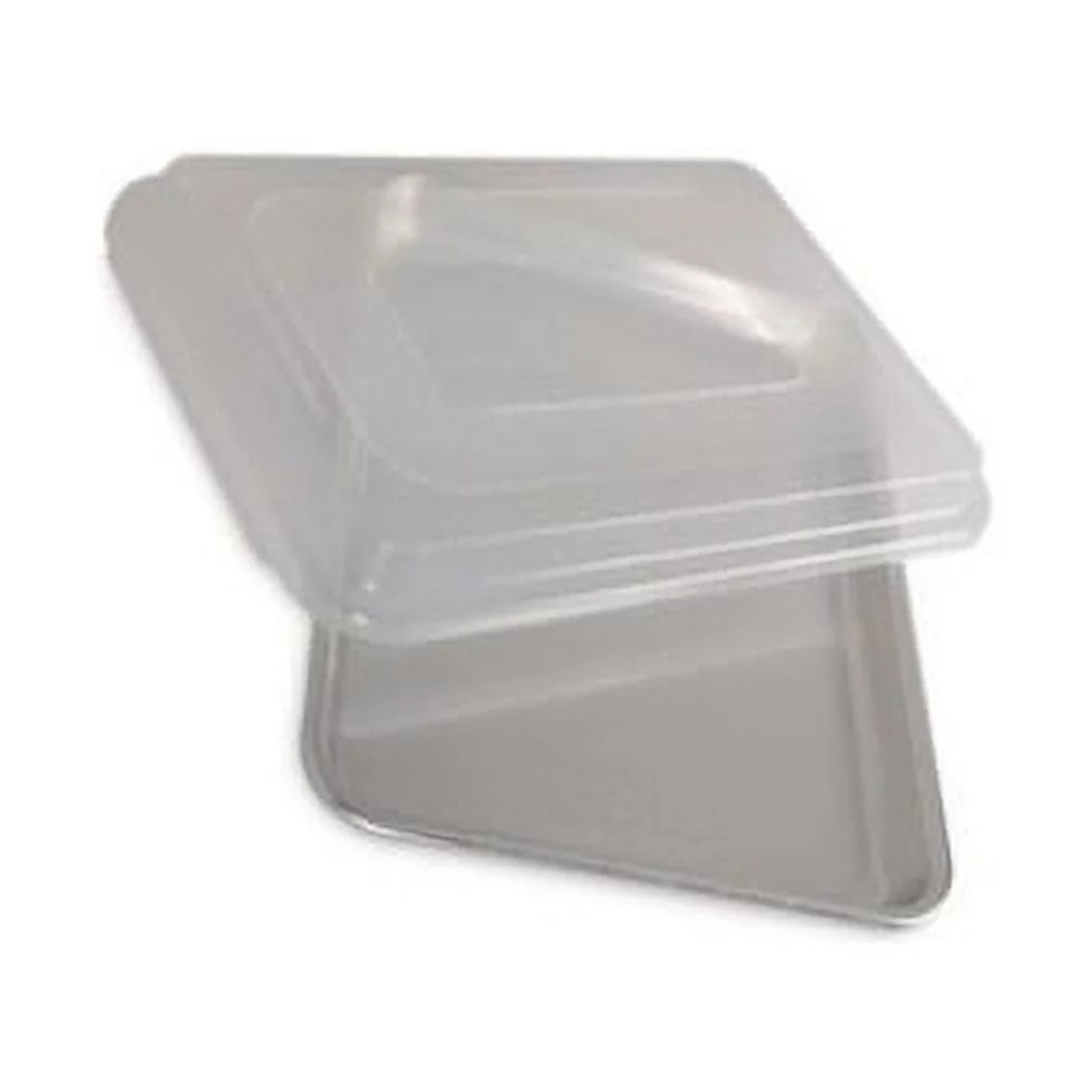 Nordic Ware Naturals Aluminum Baker's Quarter Sheet with Lid, BPA-free Plastic Cover R621884