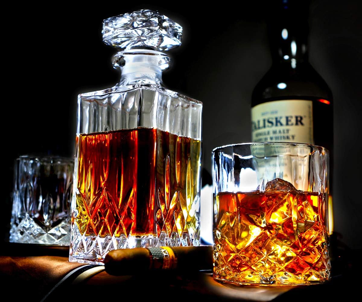 ELIDOMC 5PC Italian Glass Whiskey Decanter Set with 4 Old Fashioned Glasses A4691