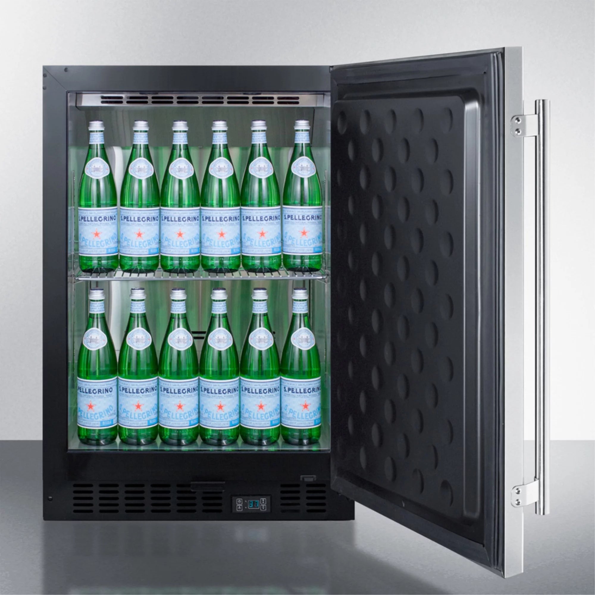 Undercounter commercial refrigerator with stainless steel interior W208283