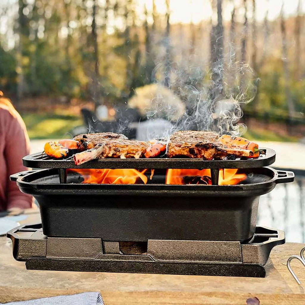 Lodge Cast Iron Sportsman's Pro Charcoal Grill B44995