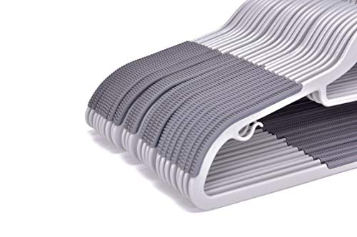 Quality Hangers Plastic Clothes Hangers 50 Pack with Swivel Hooks A162362