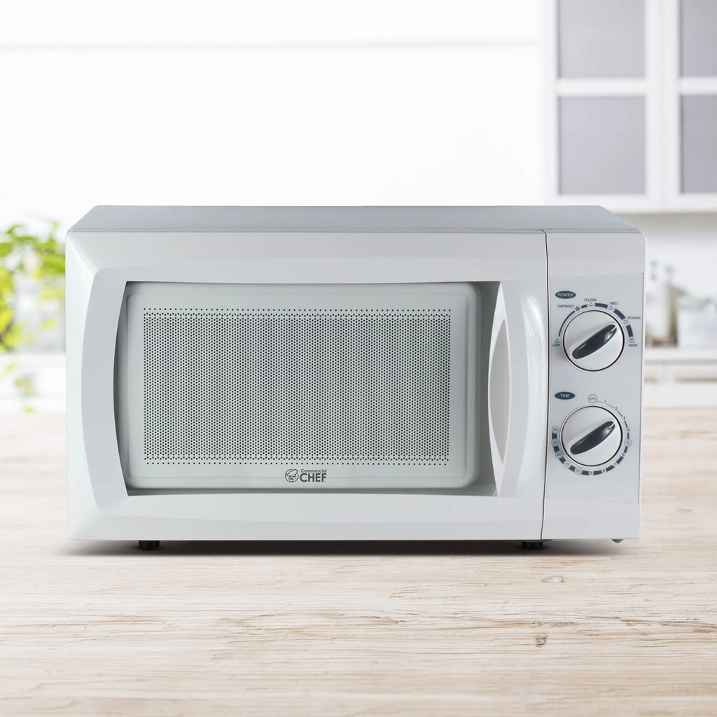 Commercial Chef CHM660W 0.6 cu. ft. 600W Countertop Microwave Oven, White O969