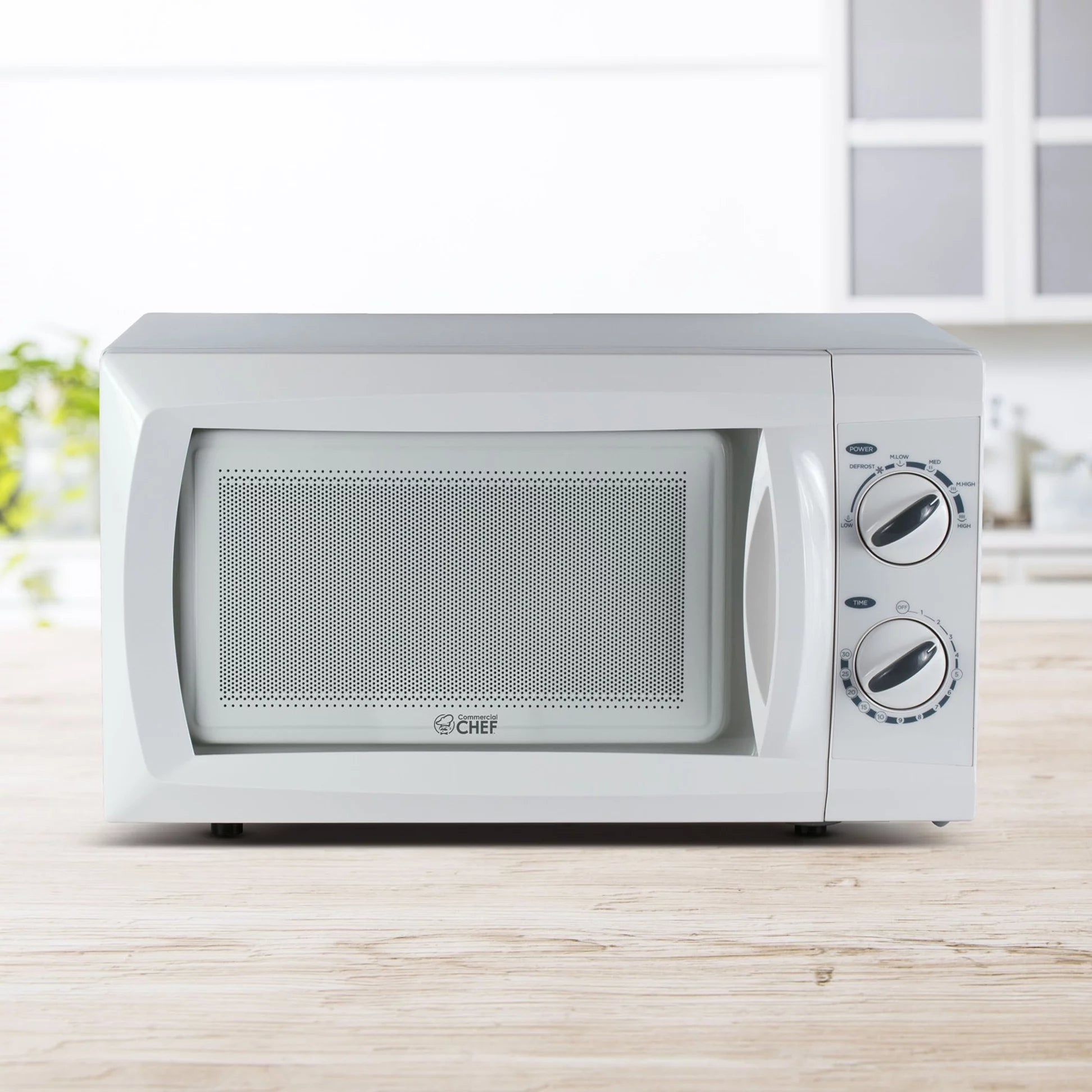 Commercial Chef CHM660W 0.6 cu. ft. 600W Countertop Microwave Oven, White O969