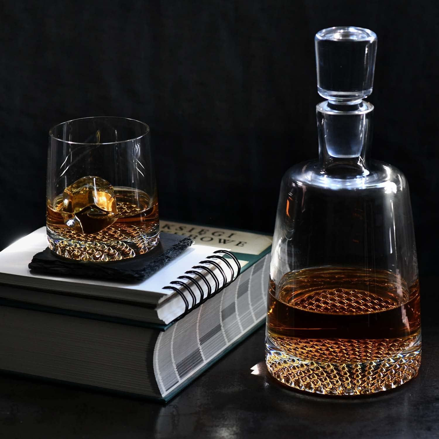 KROSNO Whisky Glass Decanter Set with 6 Glasses, Fjord Collection V8603
