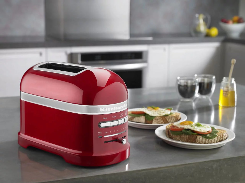 KitchenAid Pro Line 2-Slice Toaster, Candy Apple Red O8736