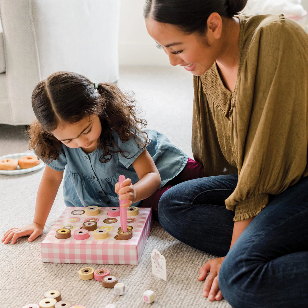 Peaceable Kingdom Busy Busy Bake Shop Cooperative Game for Kids, 2-5 Players, Ages 4+ P28185
