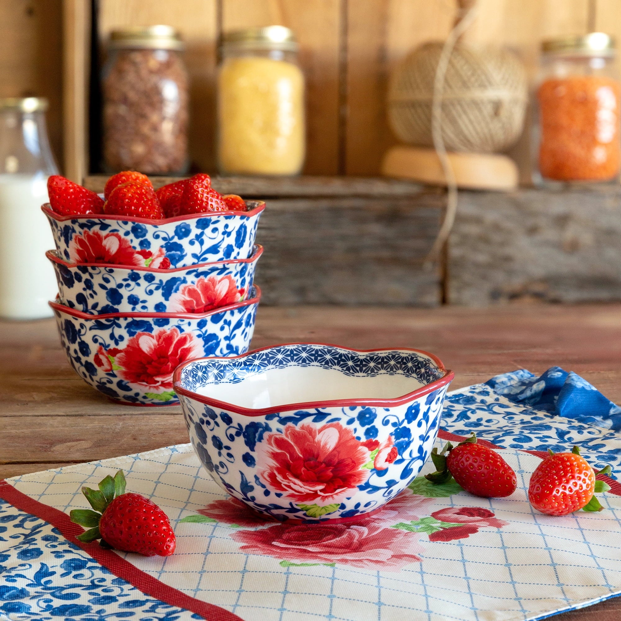 The Pioneer Woman Heritage Floral 12-Piece Stoneware Dinnerware Set G133