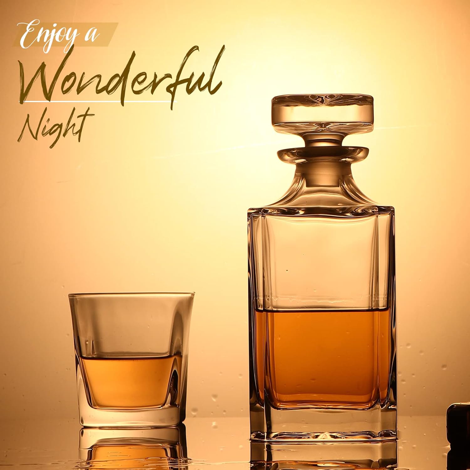 Glass Decanter with Airtight Geometric Stopper, Italian Lead-Free Glass, 25.97 oz G63180