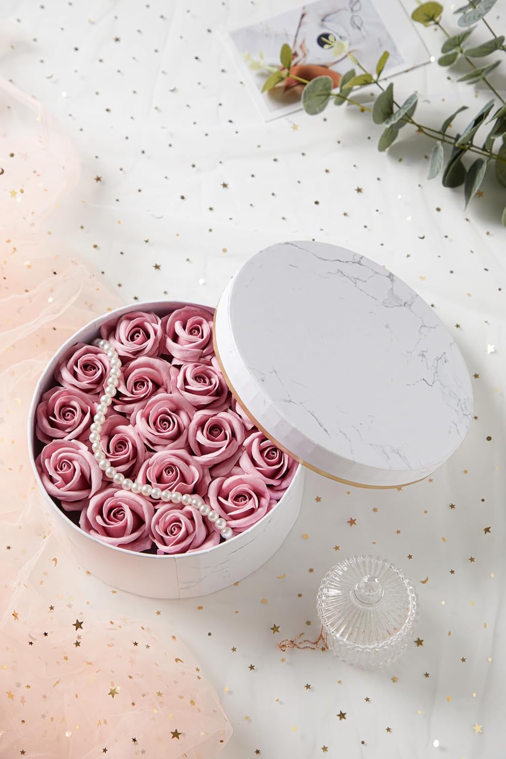 Luxury Flora Scented Rose & Carnation Bath Soap in Round Gift Box K50464
