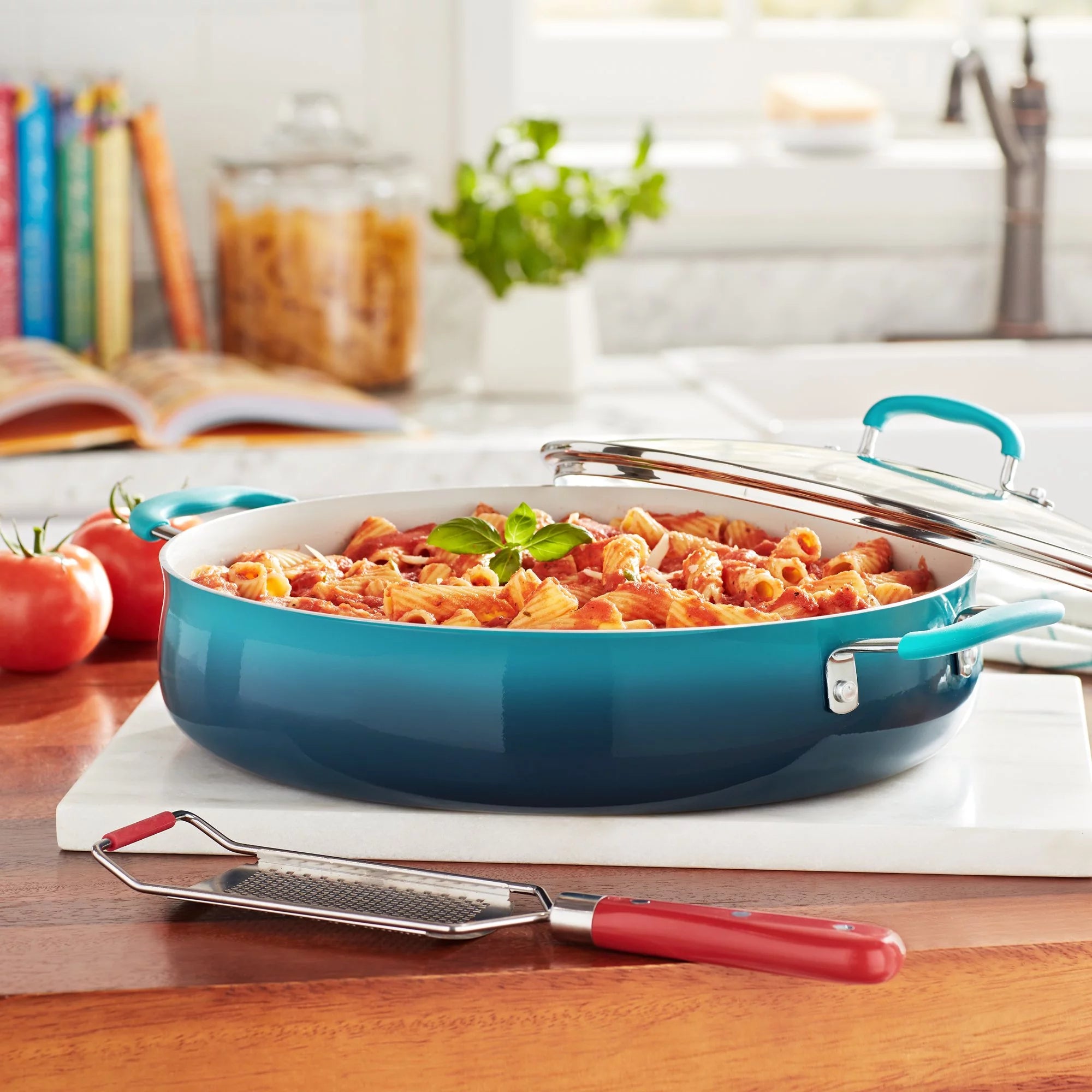 The Pioneer Woman 13 Inch Everyday Pan Blue Y583