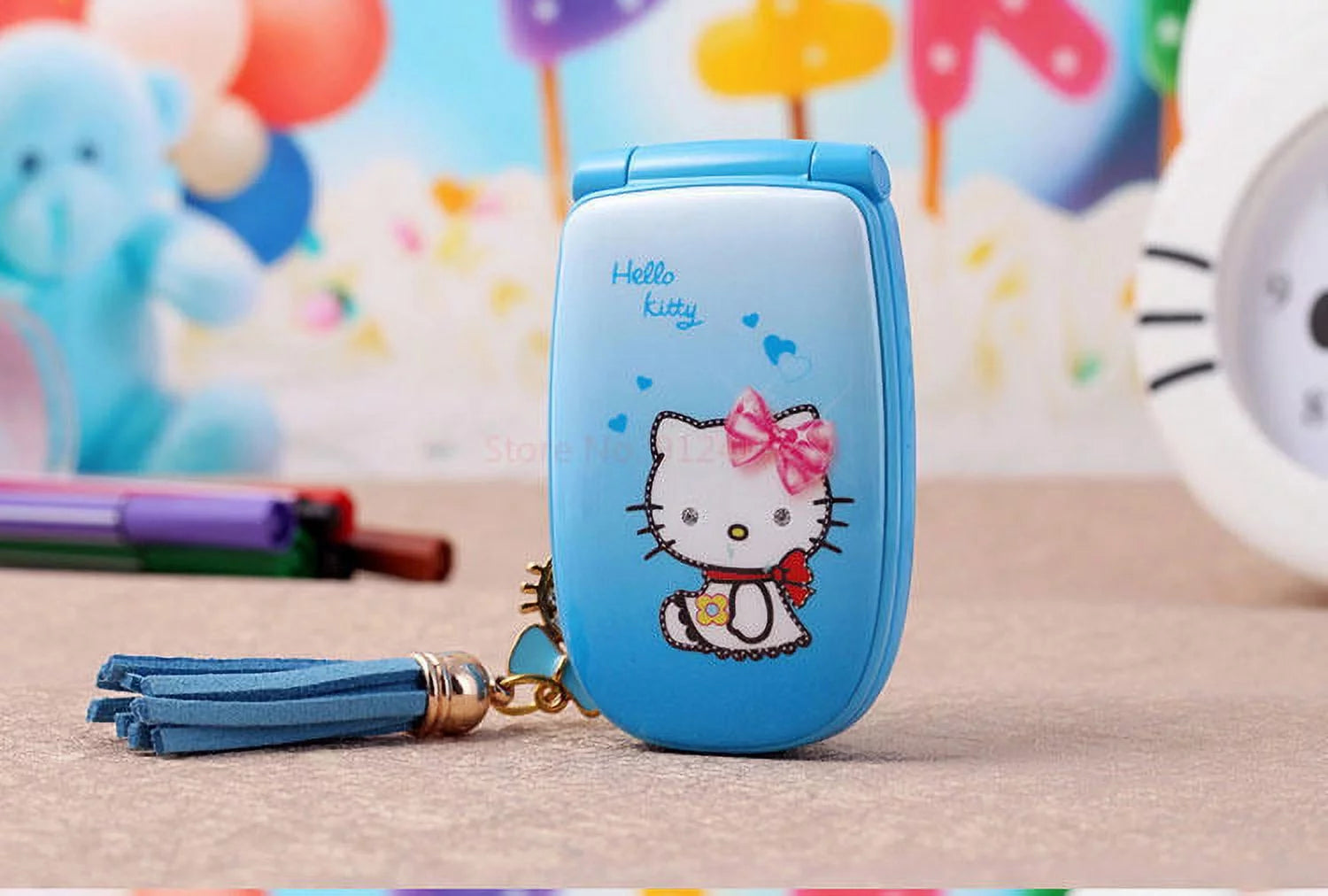 W88 Kawaii Flip Phone Super Small 2G GMS Cellphone D474874