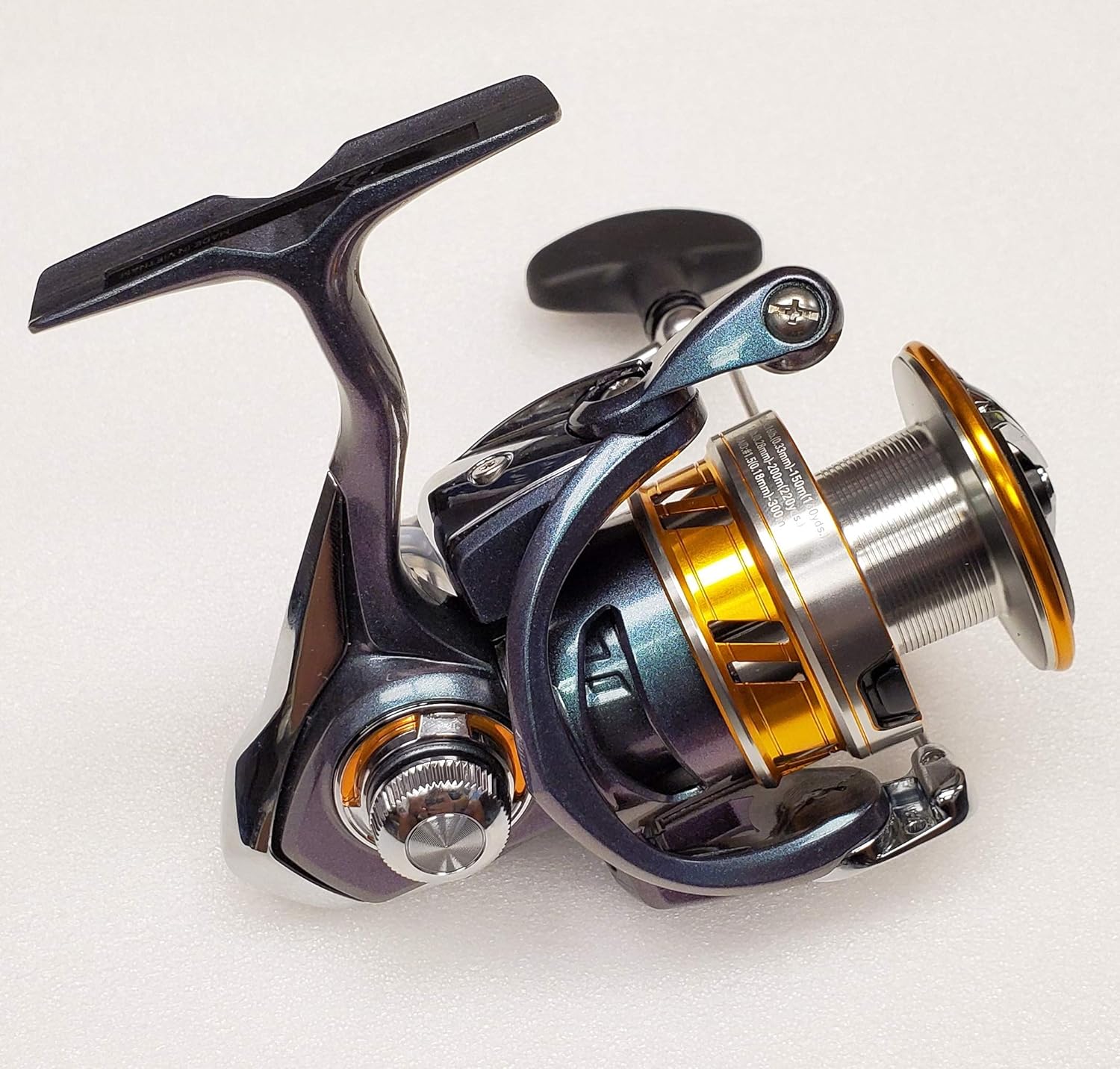 Daiwa Regal LT Spin Reel RGLT3000D-C Blue I56976