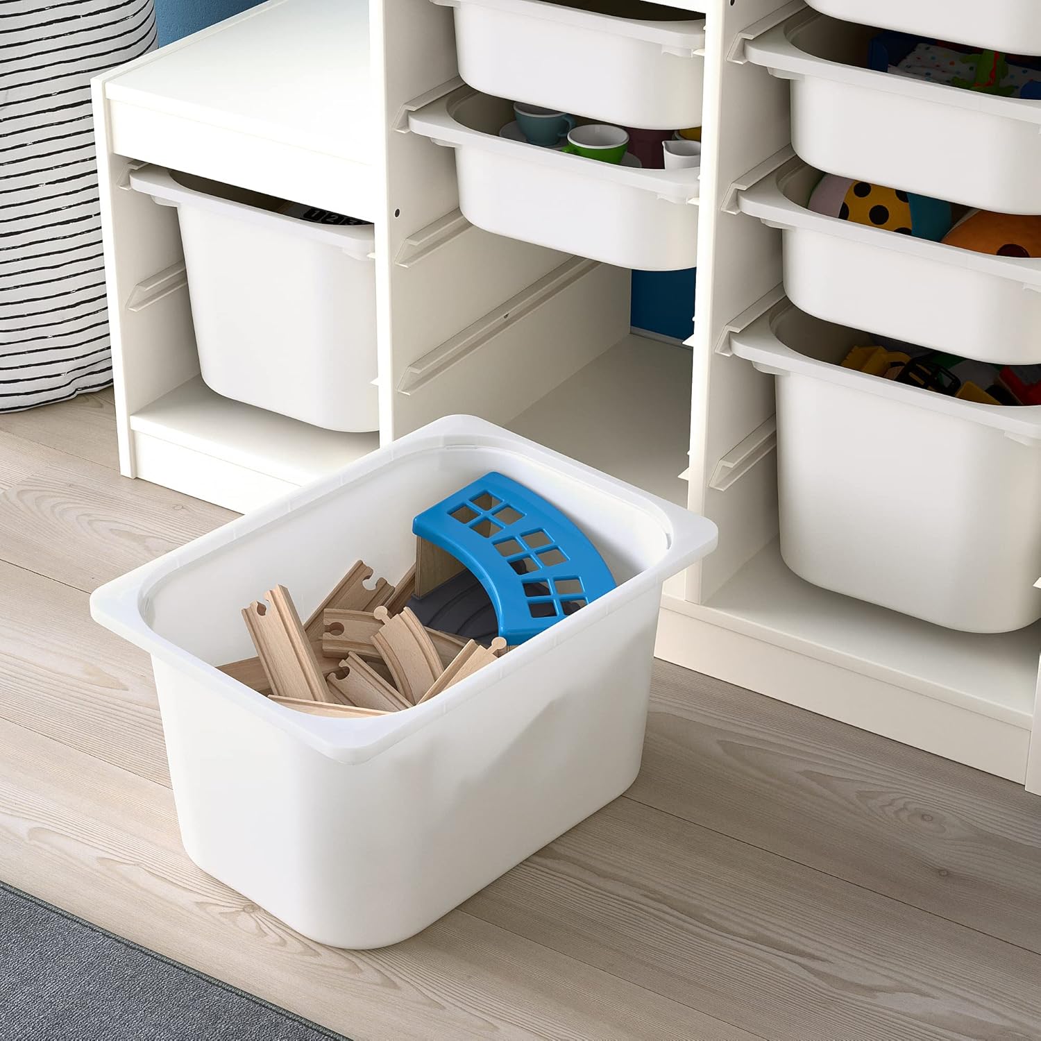 Ikea TROFAST Storage Combination with Boxes, 99x44x94 cm, White P64903