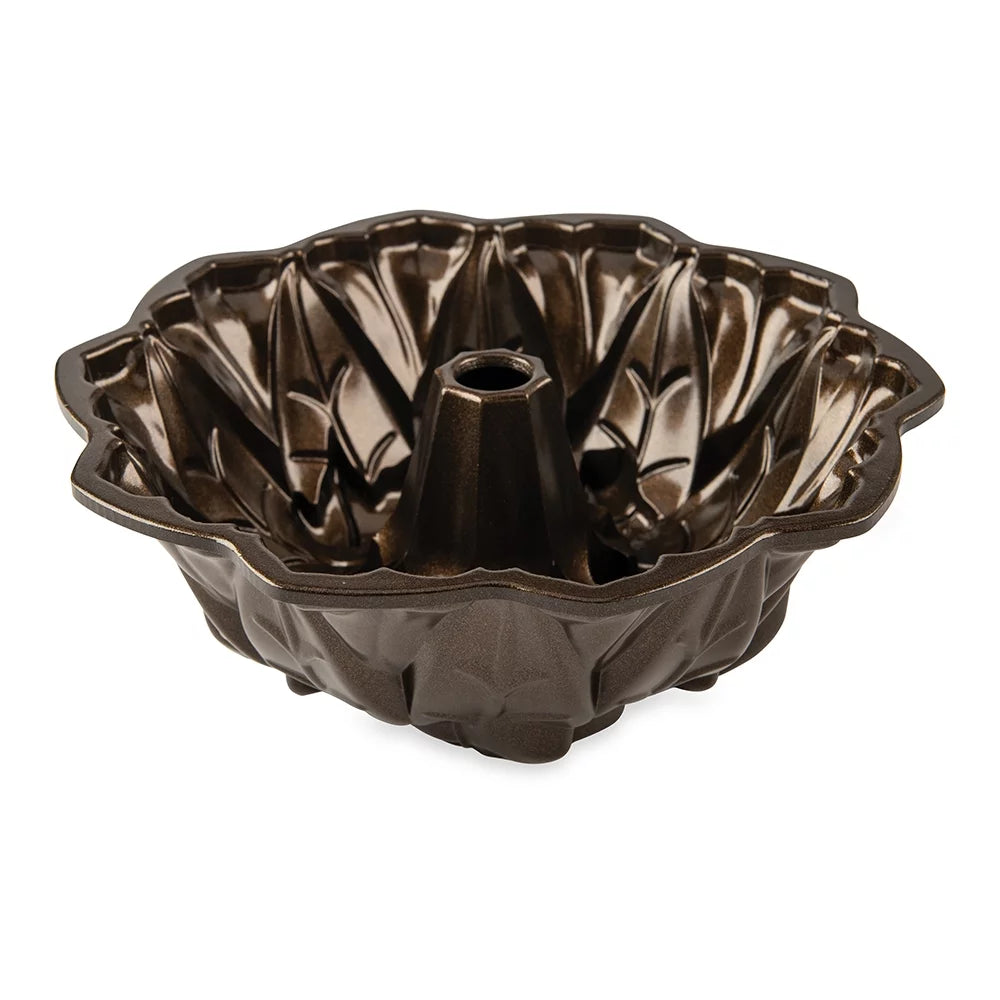 Nordic Ware Harvest Leaves Bundt Pan, Bronze R44117