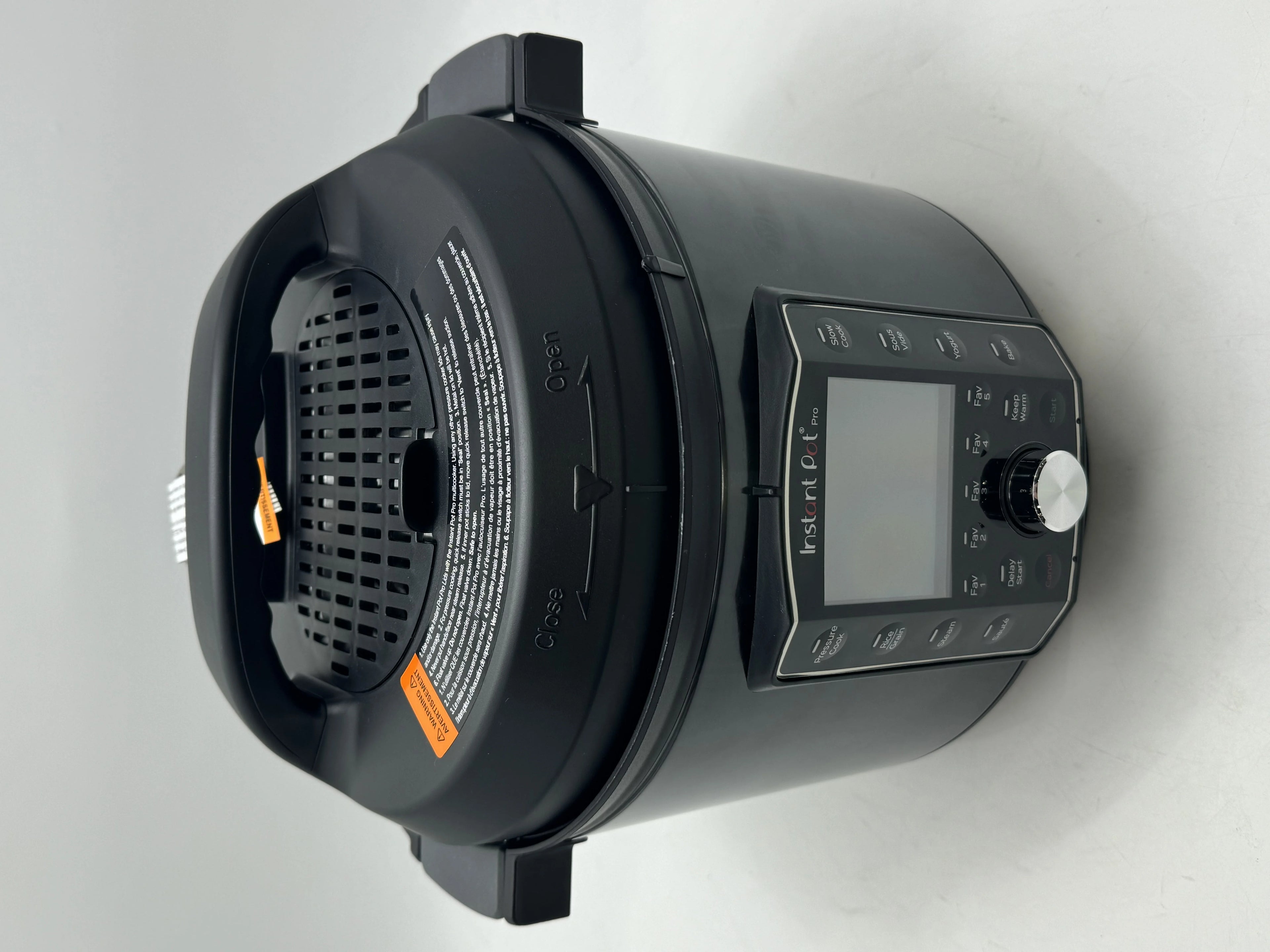 Open Box Instant Pot Pro 10-in-1 Pressure Cooker, 6 Quart, Black B6304