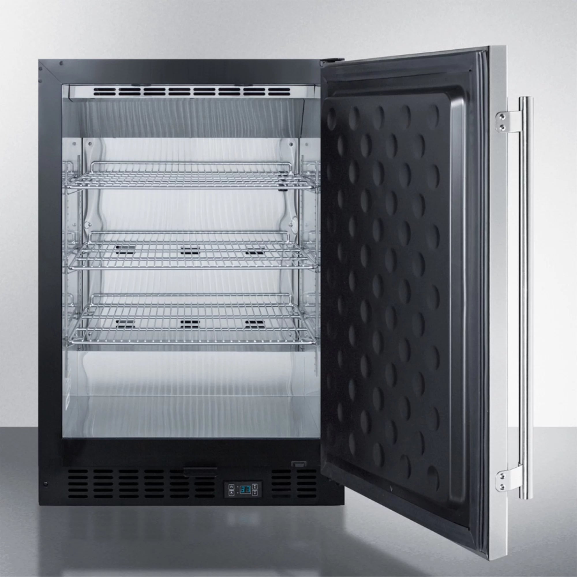 Undercounter commercial refrigerator with stainless steel interior W208283